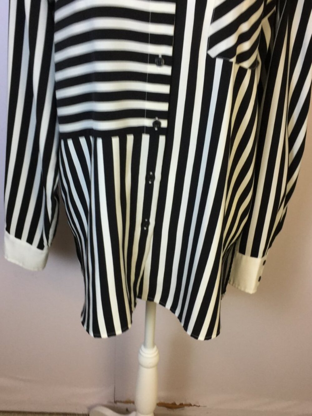 Karl Lagerfeld Tunic Shirt Sz M Woman Navy White Striped Button Down Long Sleeve - Picture 5 of 16